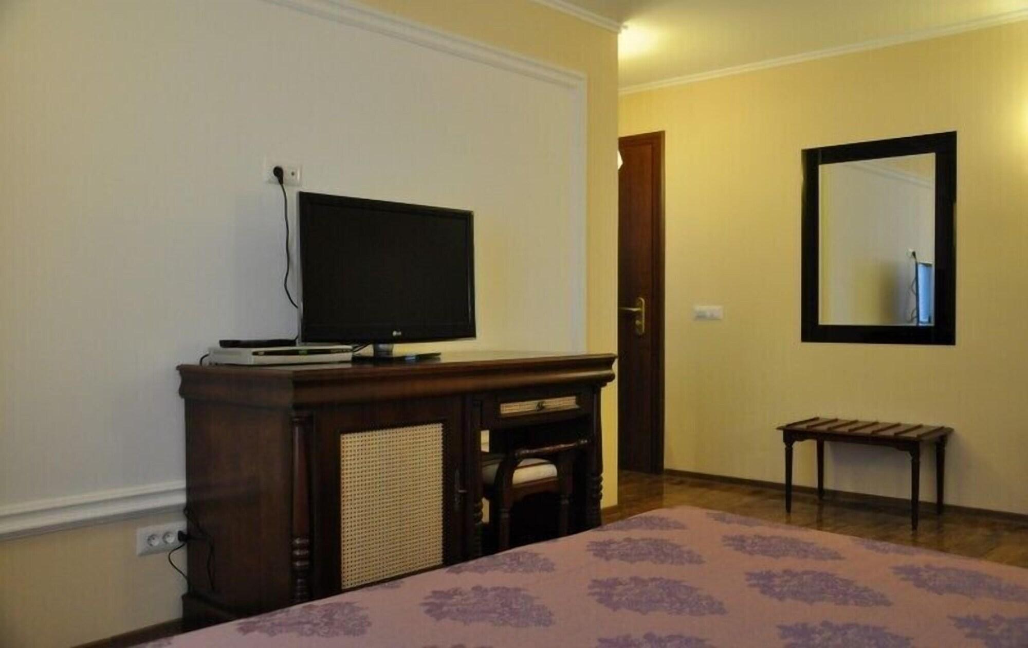 Vigo Grand Hotel Ploieşti Exterior foto